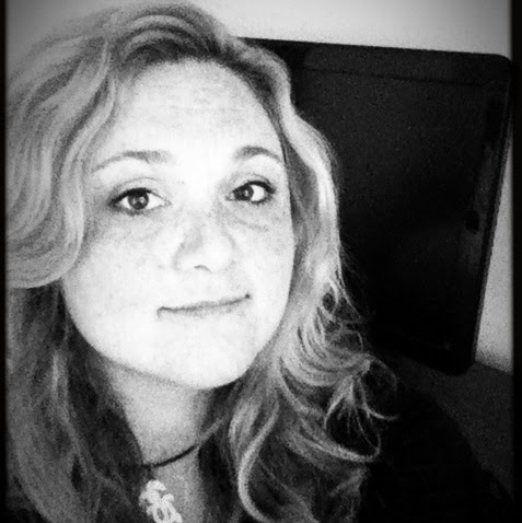 Marla Robinson Photo 30