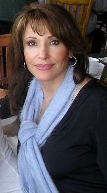Angela Herrera Photo 27