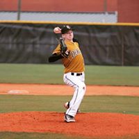 Hunter Jennings Photo 31