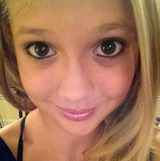 Ashley Travis Photo 40