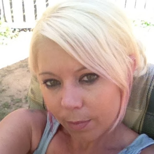 Nicole Millard Photo 30