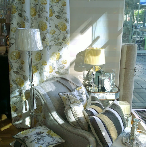 Laura Ashley Photo 23