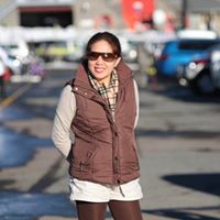 Anne Mead Photo 7