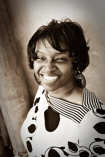 Valerie Thacker Photo 14