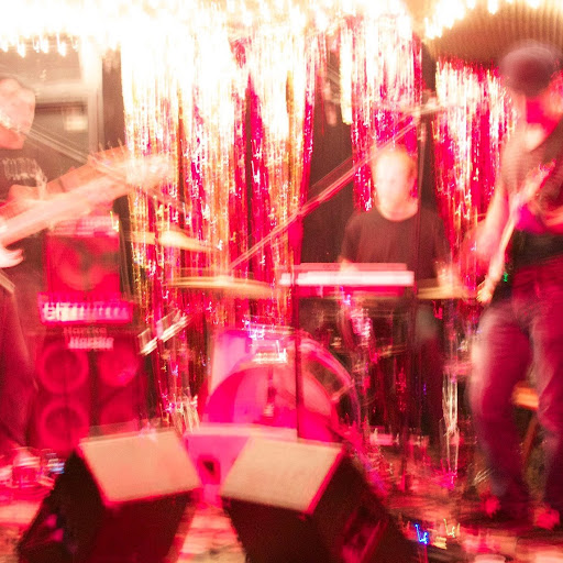 Elliott Klein Photo 5
