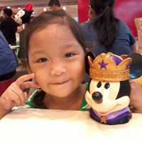 Elizabeth Cortes Photo 36