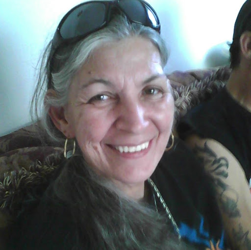 Lynn Barnes Photo 42