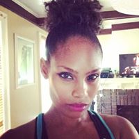Tia Valentine Photo 13