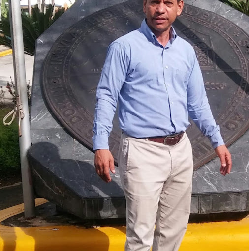 Isidro Vargas Photo 12