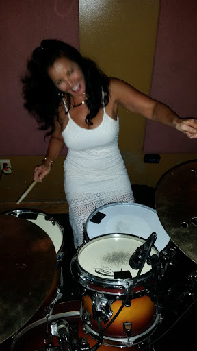 Sylvia Alexander Photo 4