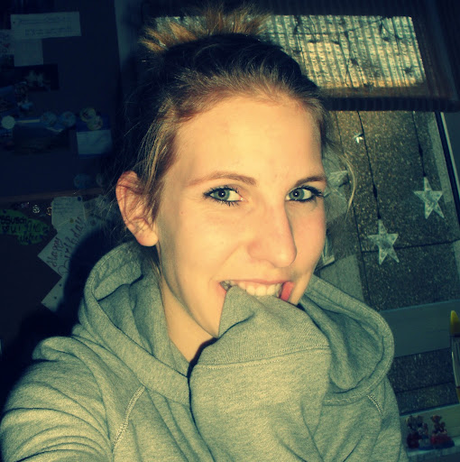 Jessica Lewandowski Photo 25