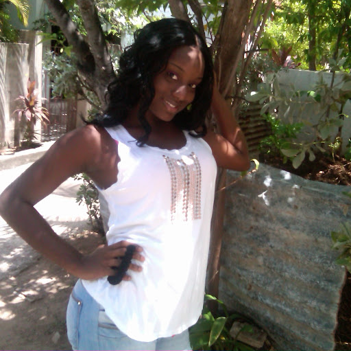 Sebrina Robinson Photo 10