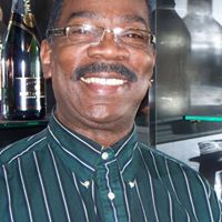 Lou Robinson Photo 37