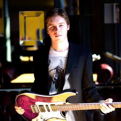 Timothy Reid Photo 34