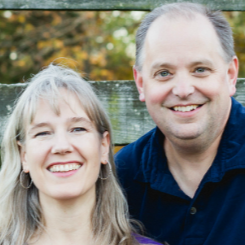 Lisa Pennington Photo 46