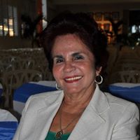 Luz Almanzar Photo 6