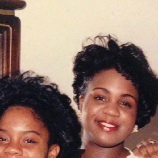 Michelle Samuels Photo 45