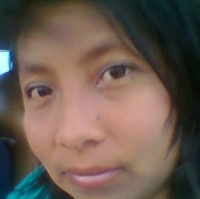 Julia Santos Photo 9