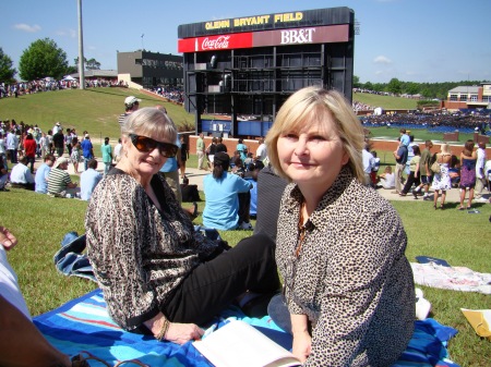 Myra Smith Photo 26