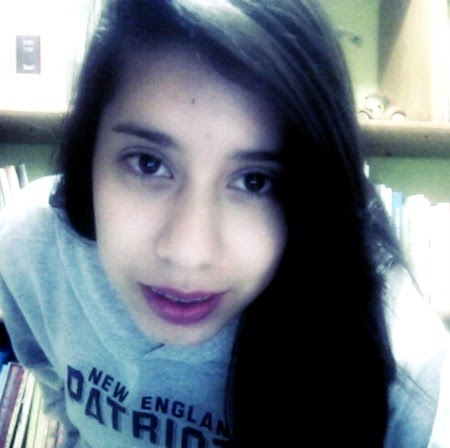 Laura Mejia Photo 15