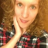 Sara Draper Photo 16