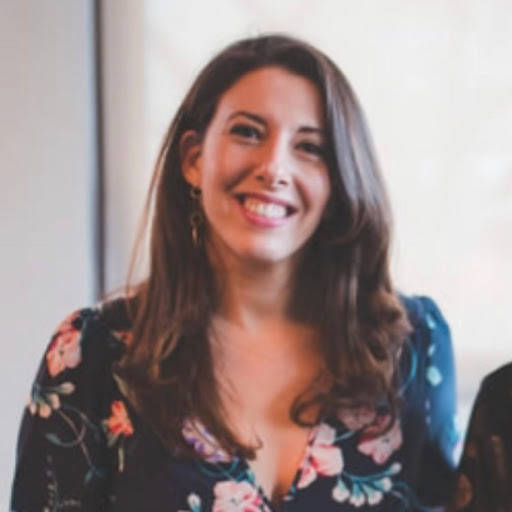 Julia Broder Photo 12