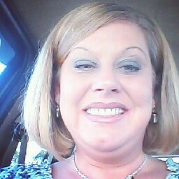Tiffany Roach Photo 46