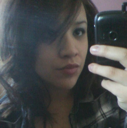 Elizabeth Martinez Photo 27