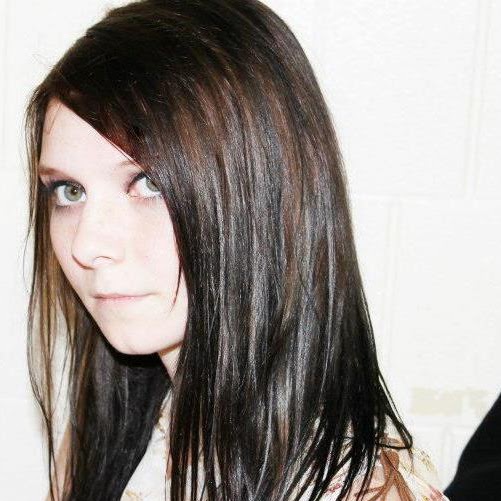 Ellen Ross Photo 8