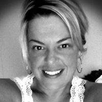 Kimberly Hilliard Photo 13