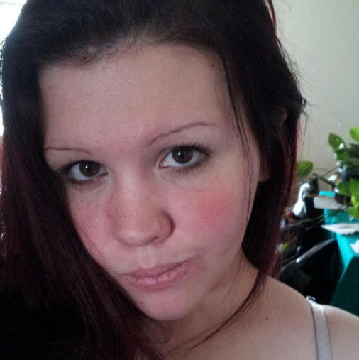 Alyssa Pratt Photo 7
