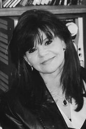Jennifer Ross Photo 26