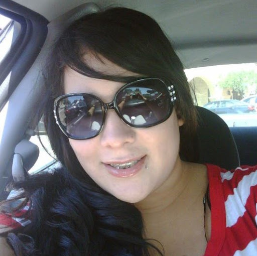 Sandra Castaneda Photo 36
