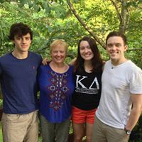 Lucy Mcneely Photo 3
