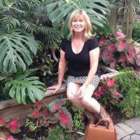 Dianne Davies Photo 2