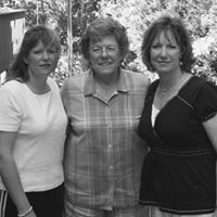 Debbie Whitmire Photo 18