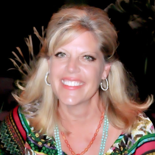 Linda Oliver Photo 28