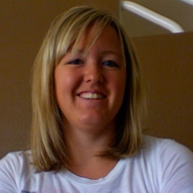 Katie Richards Photo 37