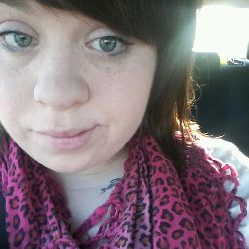 Brittney Lowe Photo 10