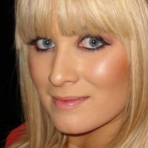 Amy Cowley Photo 23