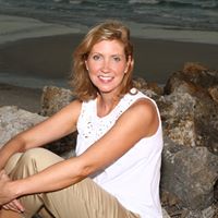Heather Curry Photo 27