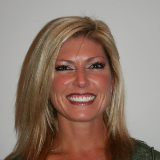 Laura Donovan Photo 44