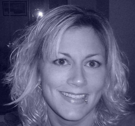 Amber Manning Photo 30