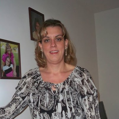 Rachel Thacker Photo 12