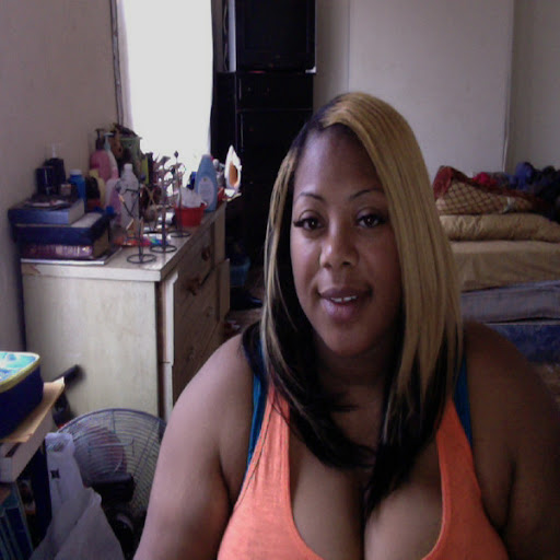 Vanessa Hudson Photo 40