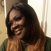 Yolanda Robinson Photo 28