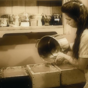 Lesa Gray Photo 14