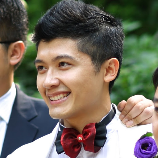 John Chow Photo 34