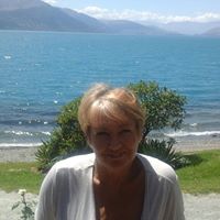 Sandra Hooper Photo 37