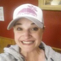 Stephanie Sander Photo 22